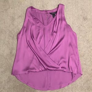 White House /Black Market silky shell